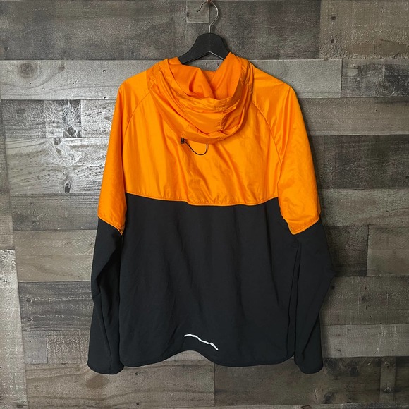 SOLD Nike Running Rain Jacket XL - Picture 3 of 4